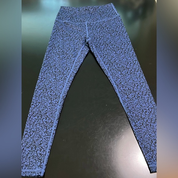 Bulk Women’s Pants - Picture 5 of 7